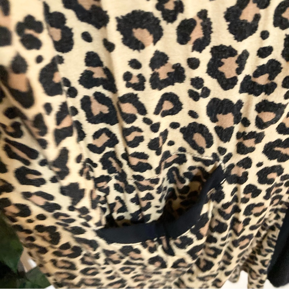 SET Leopard Print Robe and Pants Venus Size XS and Small S - Picture 3 of 12